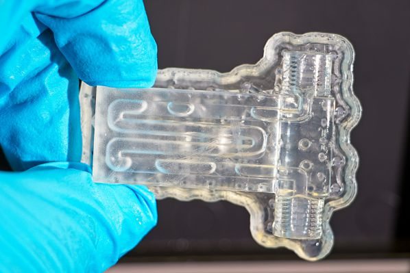 Example of a 3d-printed flow reactor chip